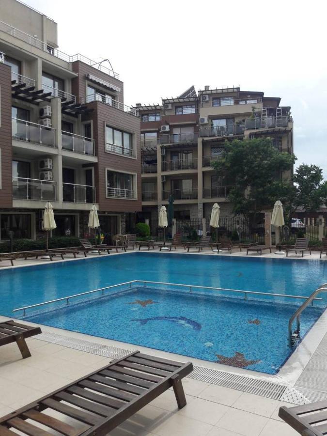 Sea Breeze. Apartment Sozopol Bagian luar foto